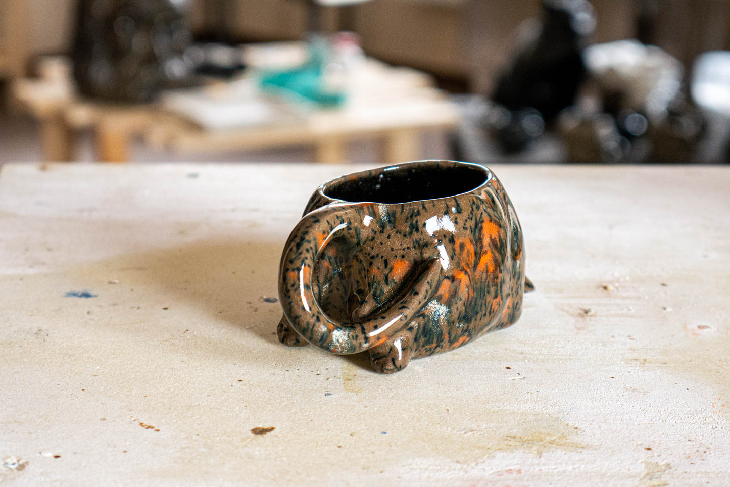 Cup The Cat is tired