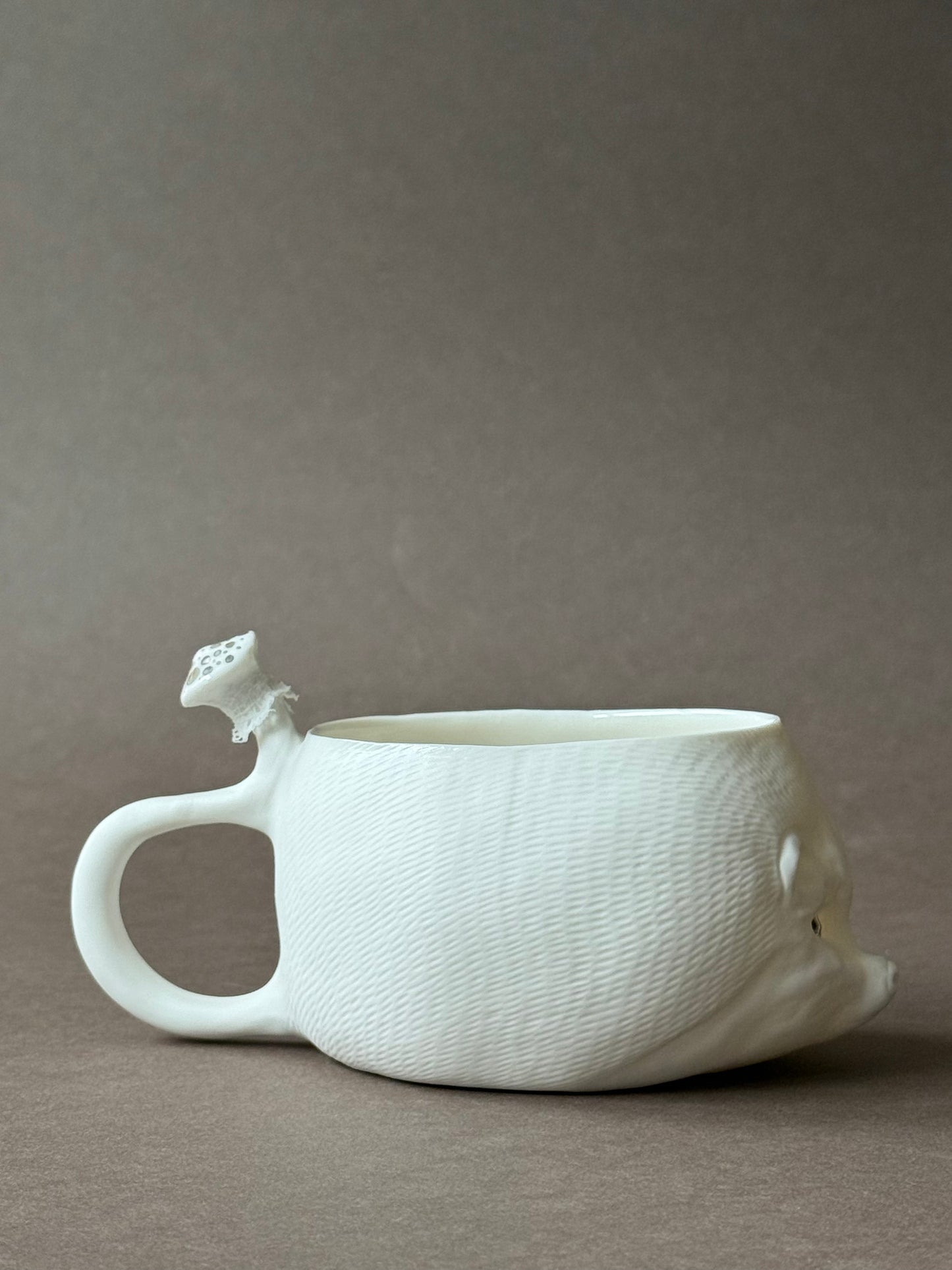 Porcelain Hedgehog with platinum