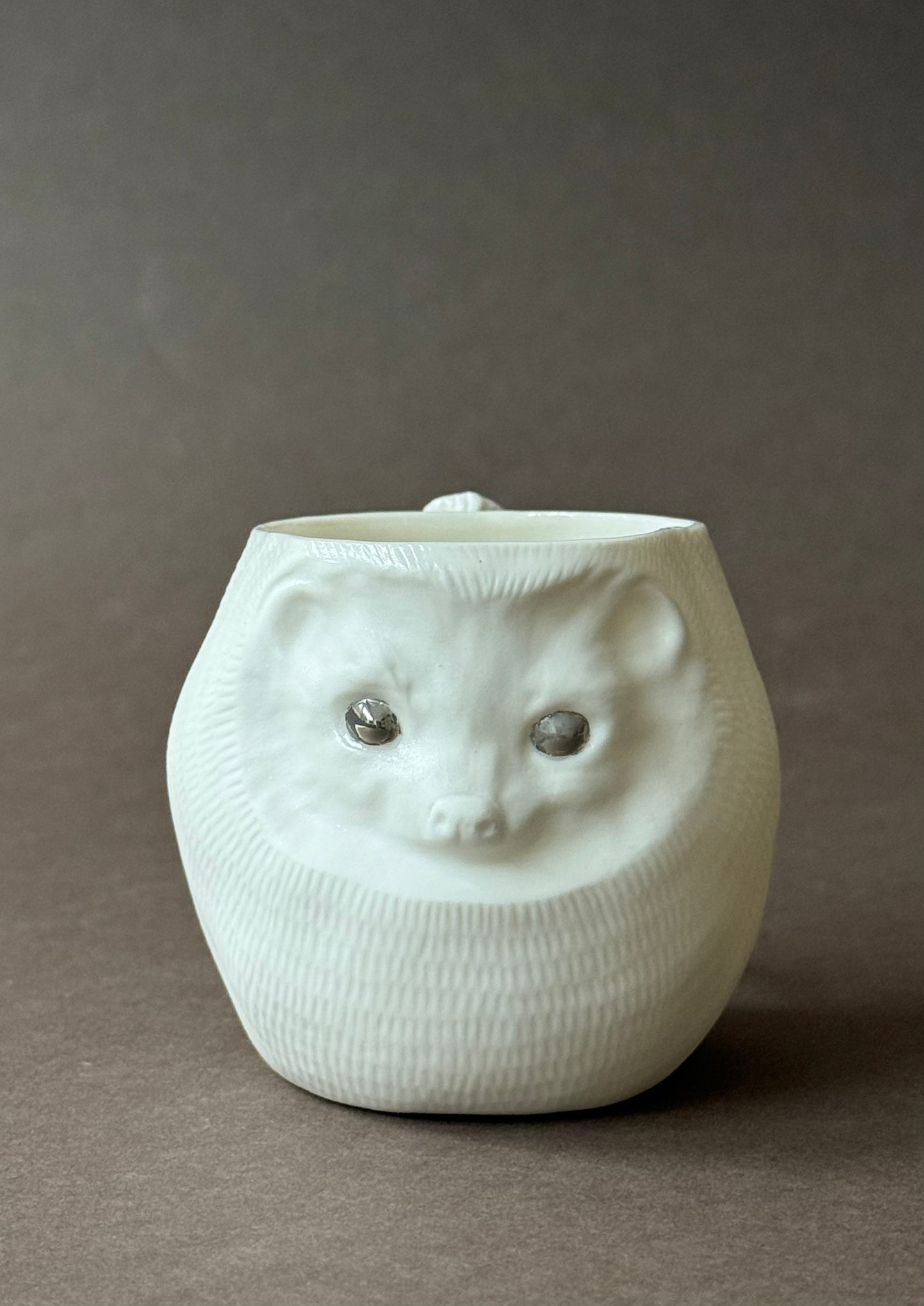 Little Porcelain Hedgehog with platinum