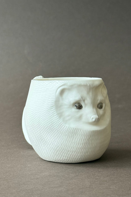 Little Porcelain Hedgehog with platinum