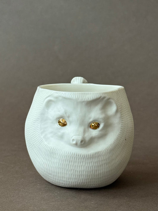 Little Porcelain Hedgehog with gold
