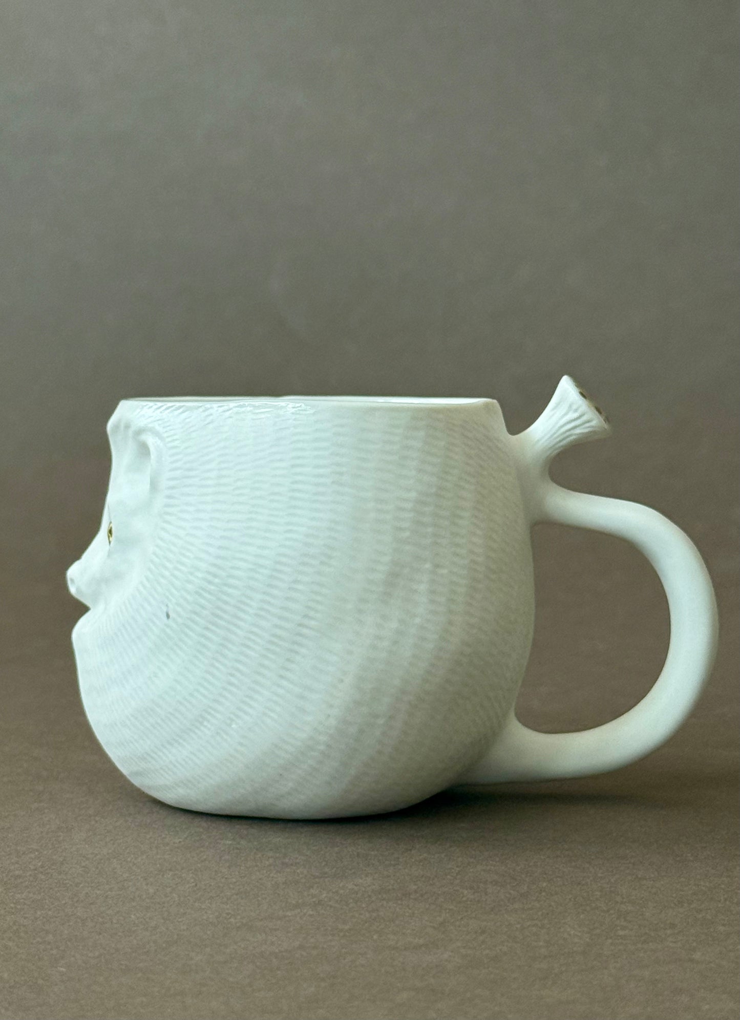 Little Porcelain Hedgehog with gold