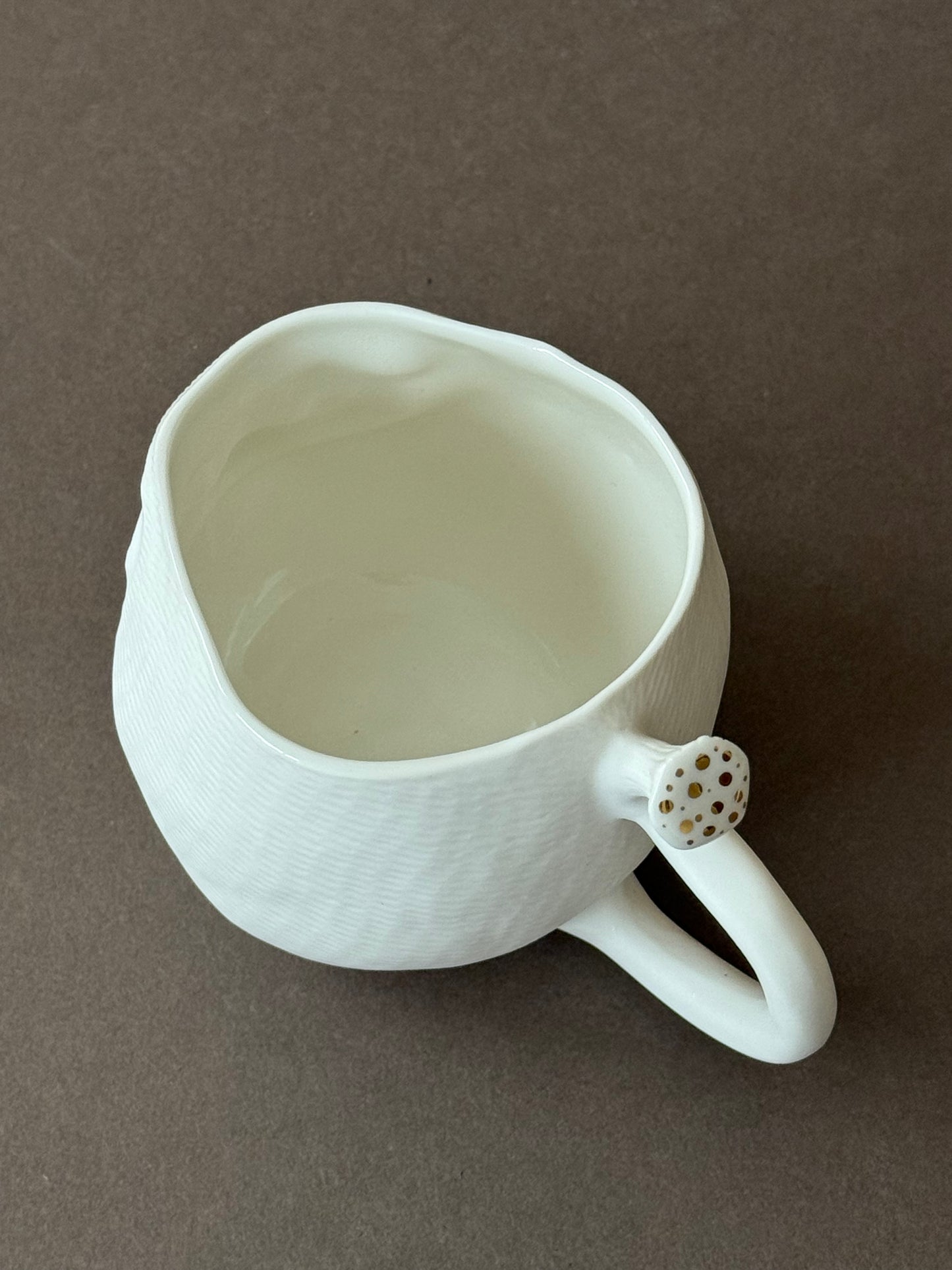 Little Porcelain Hedgehog with gold