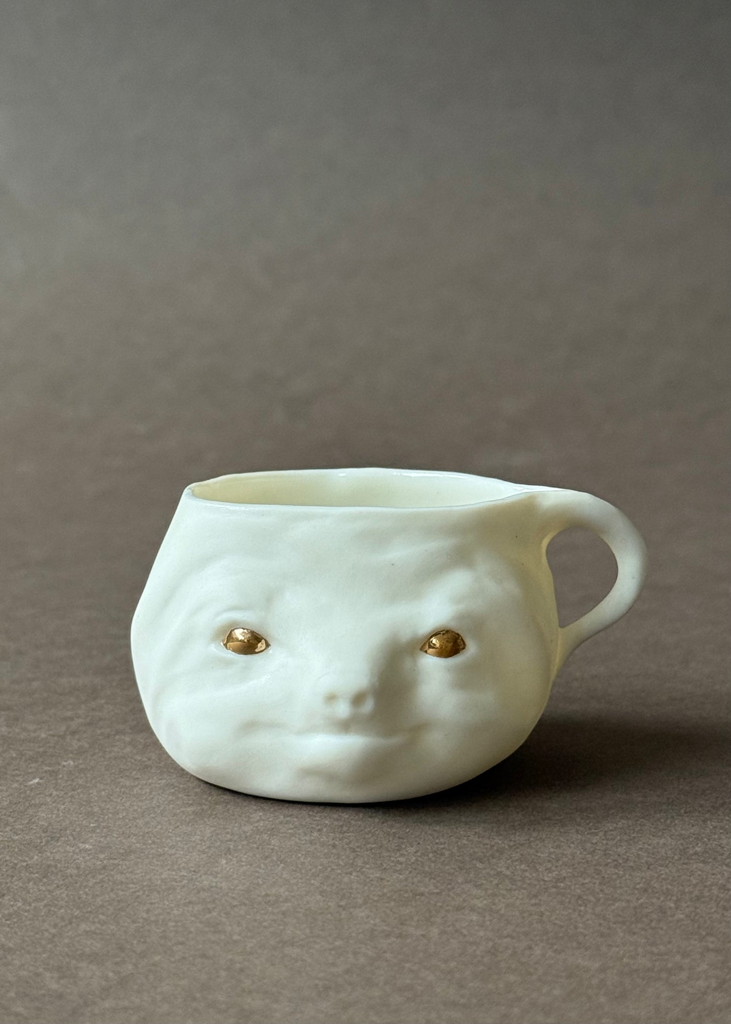 Coffee cup Sloth with gold