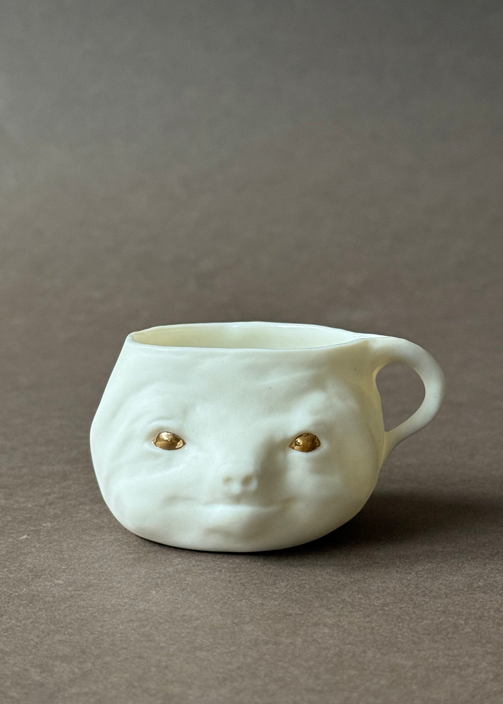 Coffee cup Sloth with gold