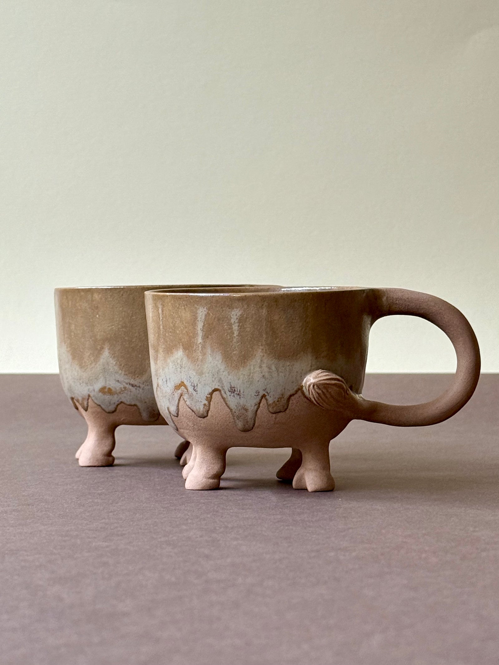Cups Beige Cows