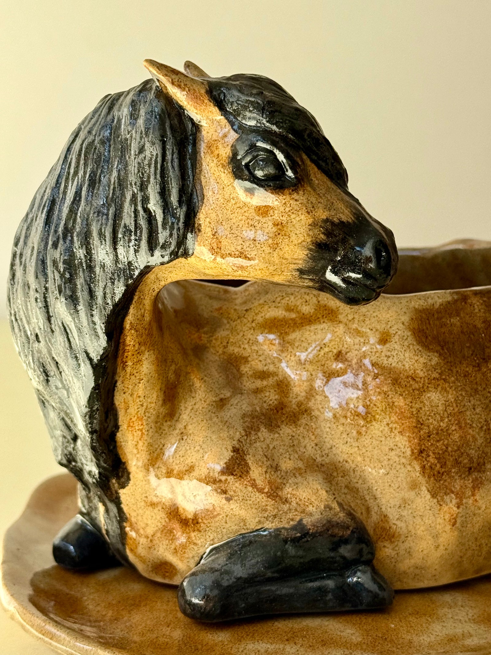 Flowerpot Horse