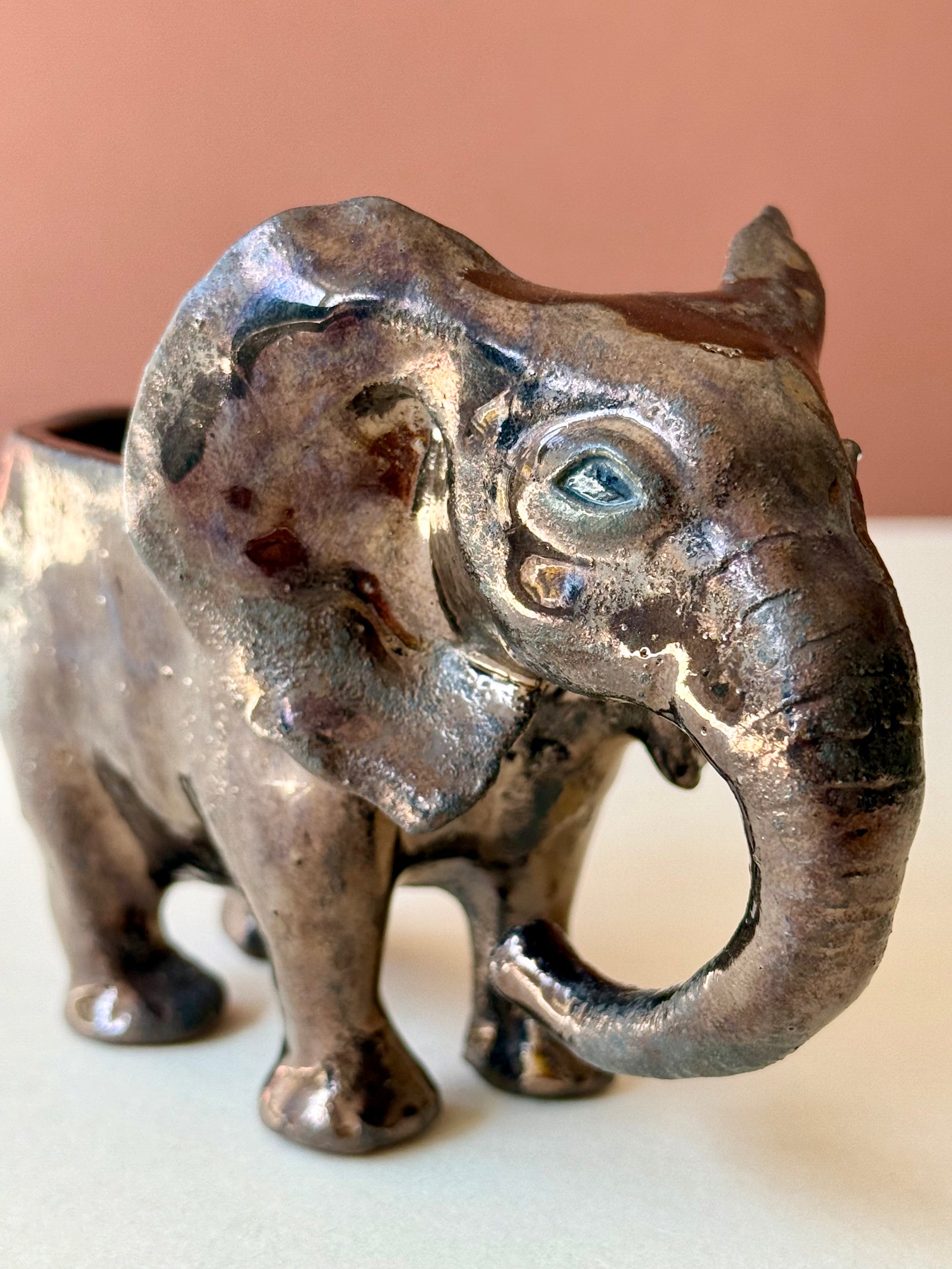 Sauceboat Elephant