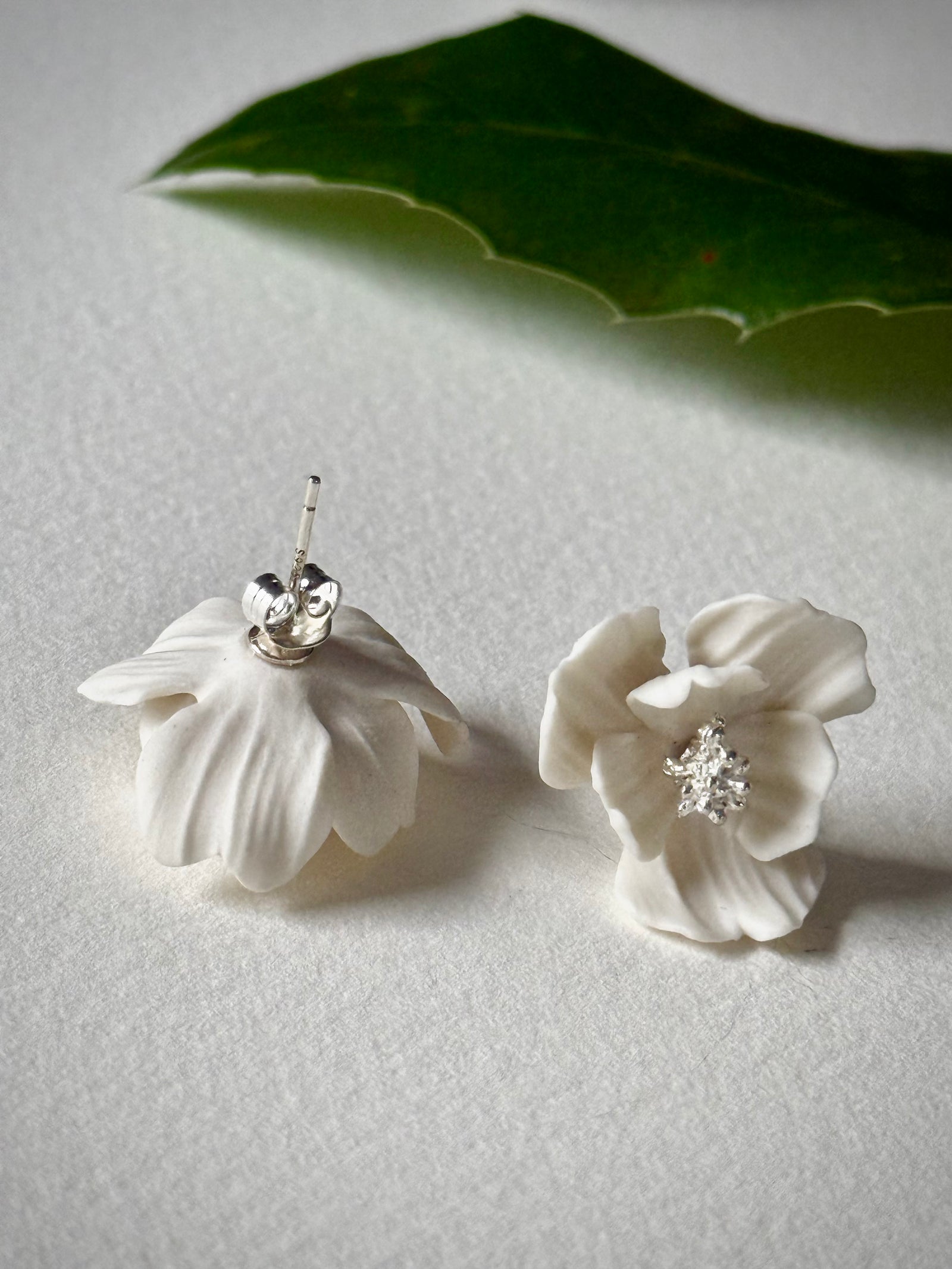 Silver Wavy Petals