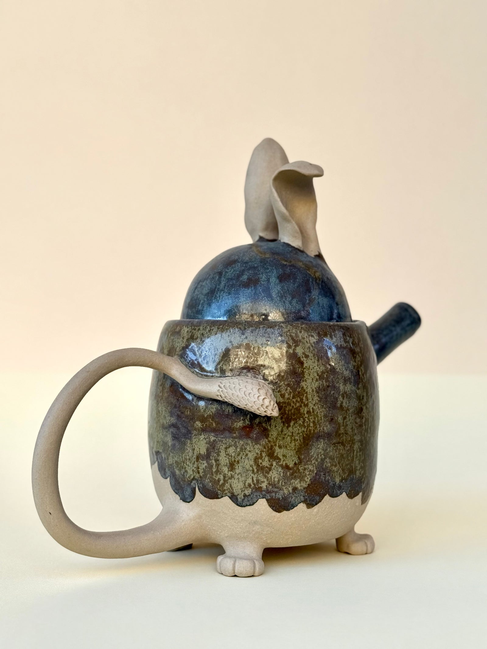 Teapot Green Paws