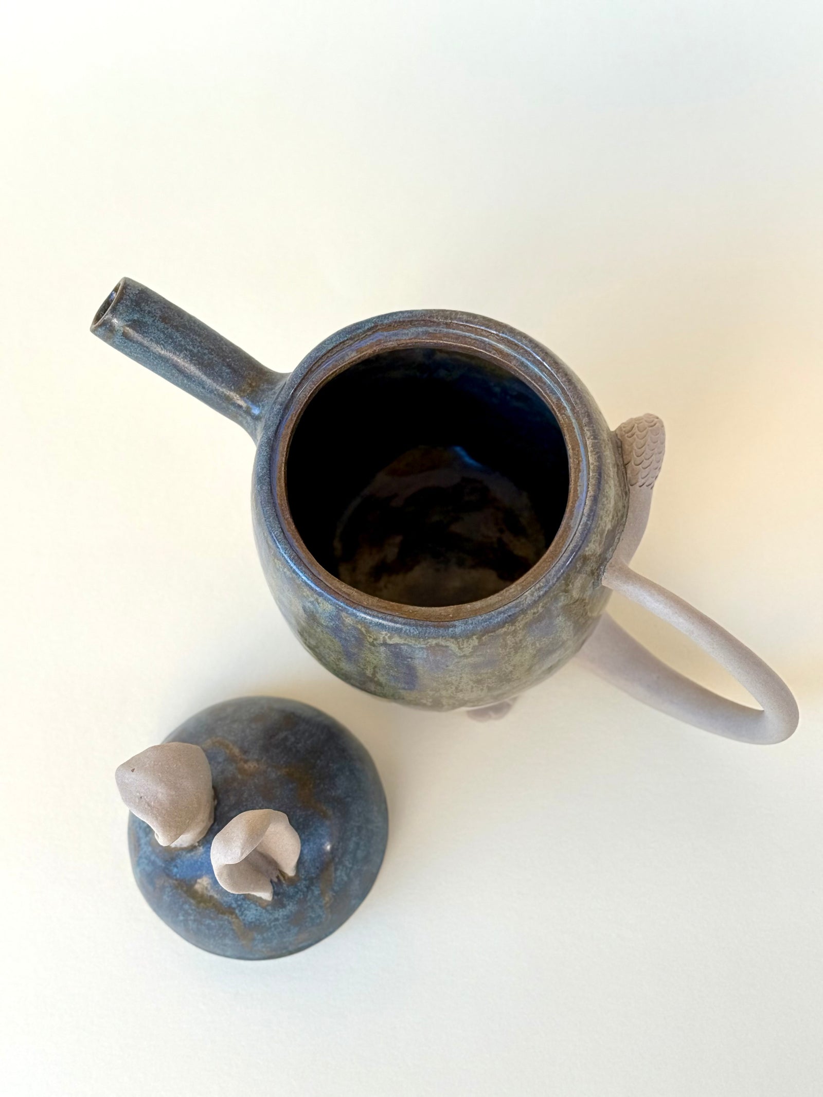 Teapot Green Paws