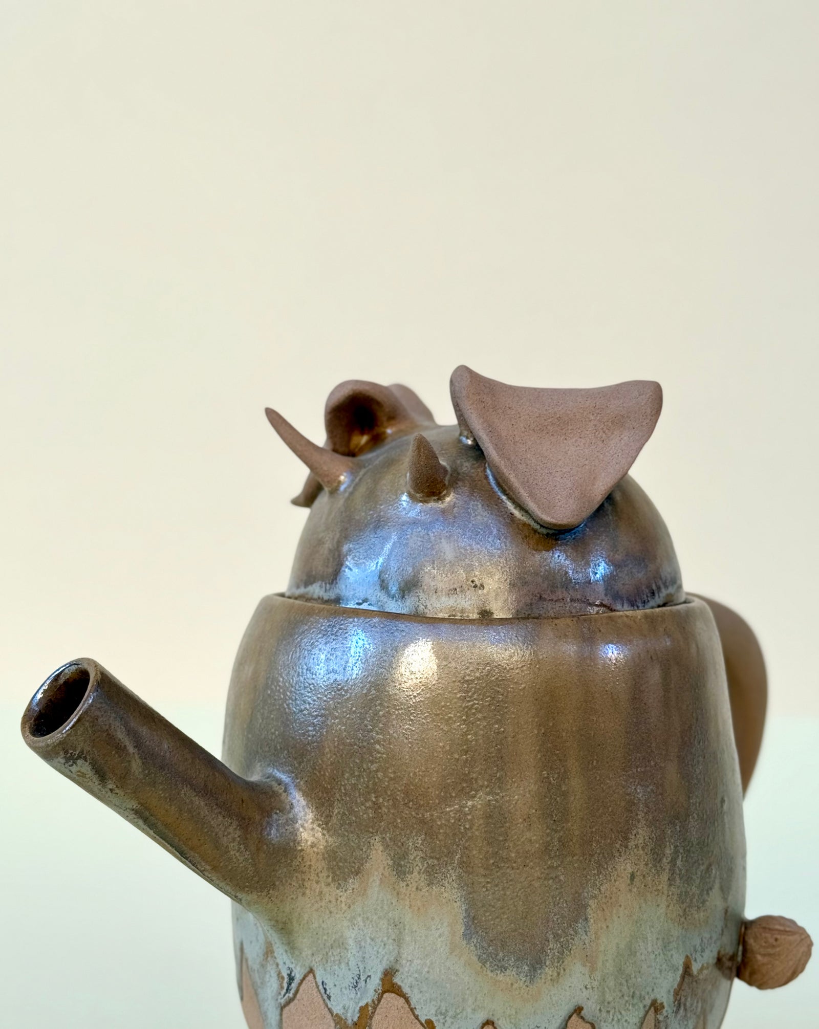 Teapot Peach Cow