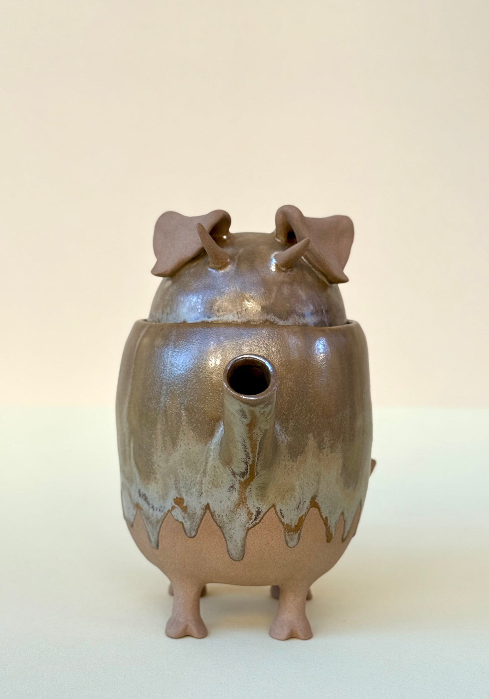 Teapot Peach Cow